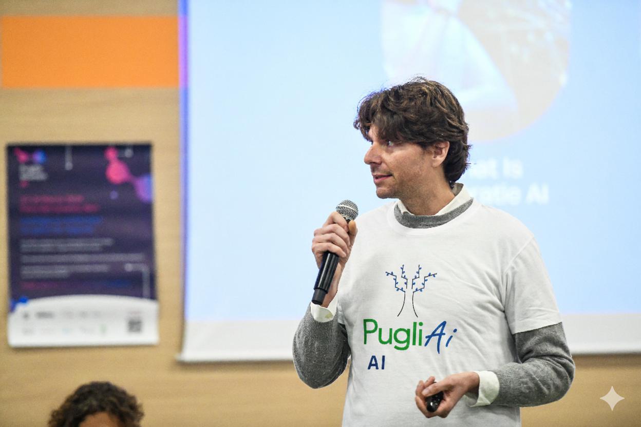 Gregor Marić presenta la visione di PugliAI a un evento
